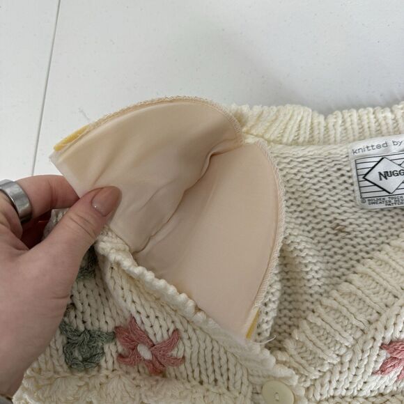 Vintage Nuggets Womens Sweater M White Floral Cardigan Hand Knitted Cottagecore - Picture 12 of 15